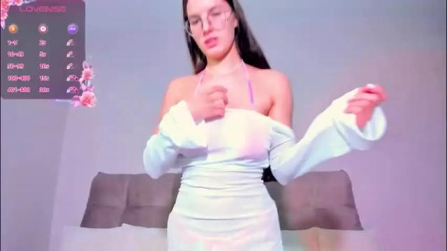 Image 11 of ariellateska Stream on Chaturbate on 2 months ago