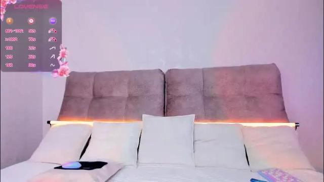 Image 8 of ariellateska Stream on Chaturbate on 1 month ago