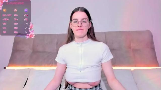 Image 4 of ariellateska Stream on Chaturbate on 1 month ago