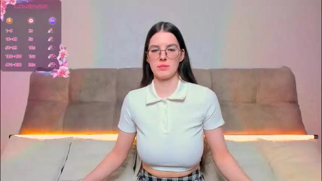 Image 2 of ariellateska Stream on Chaturbate on 12 days ago