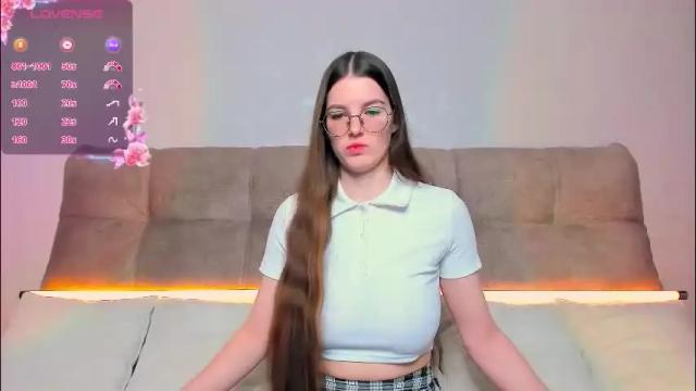 Image 7 of ariellateska Stream on Chaturbate on 12 days ago