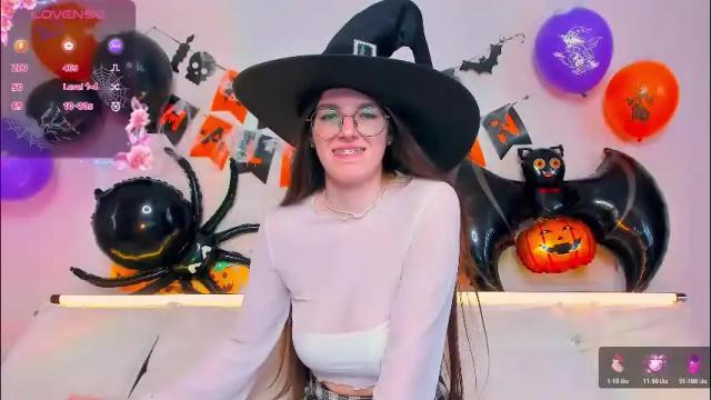 Image 8 of ariellateska Stream on Chaturbate on 3 days ago