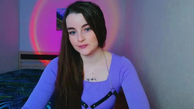 Image 2 of arielstonks_lovee Stream on Chaturbate on 13 months ago