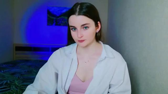 Image 3 of arielstonks_lovee Stream on Chaturbate on 12 months ago
