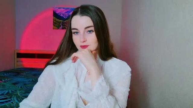 Image 2 of arielstonks_lovee Stream on Chaturbate on 13 months ago