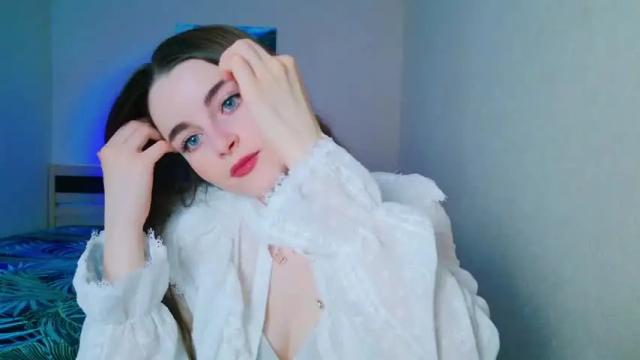 Image 4 of arielstonks_lovee Stream on Chaturbate on 13 months ago