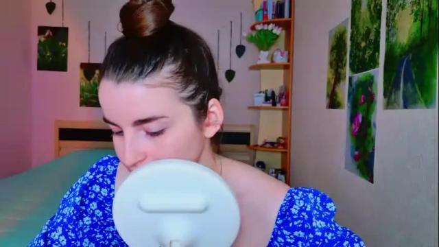 Image 6 of arielstonks_lovee Stream on Chaturbate on 13 days ago