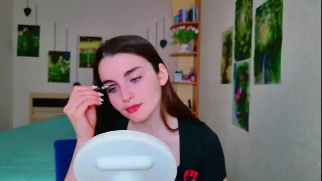 Image 3 of arielstonks_lovee Stream on Chaturbate on 1 month ago