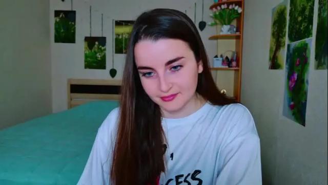 Image 7 of arielstonks_lovee Stream on Chaturbate on 1 month ago