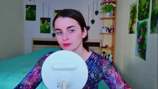 Image 4 of arielstonks_lovee Stream on Chaturbate on 1 month ago