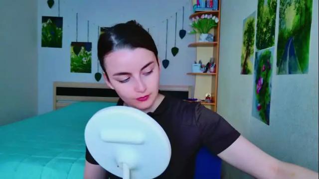 Image 4 of arielstonks_lovee Stream on Chaturbate on 28 days ago