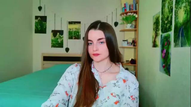 Image 8 of arielstonks_lovee Stream on Chaturbate on 25 days ago