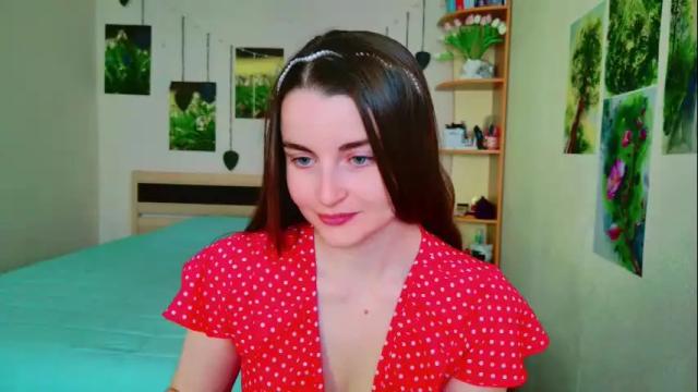 Image 11 of arielstonks_lovee Stream on Chaturbate on 22 days ago