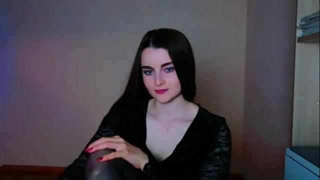 Image 10 of arielstonks_lovee Stream on Chaturbate on 7 days ago