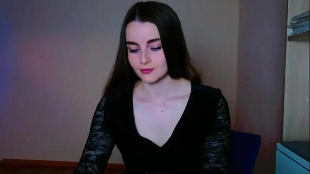 Image 3 of arielstonks_lovee Stream on Chaturbate on 7 days ago