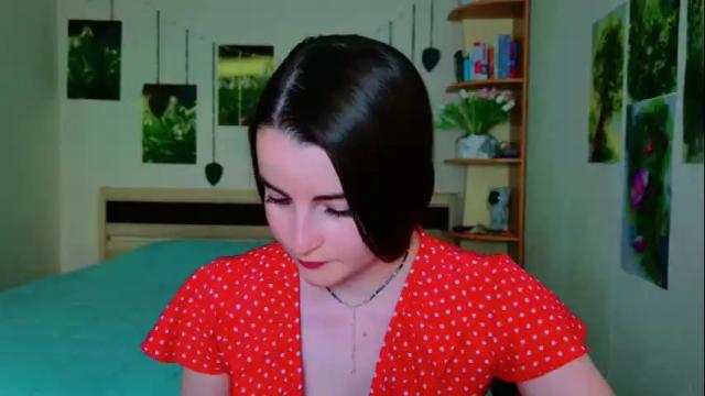 Image 8 of arielstonks_lovee Stream on Chaturbate on 2 days ago