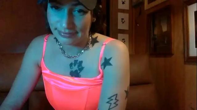 Image 4 of arielwyld Stream on Chaturbate on 1 month ago