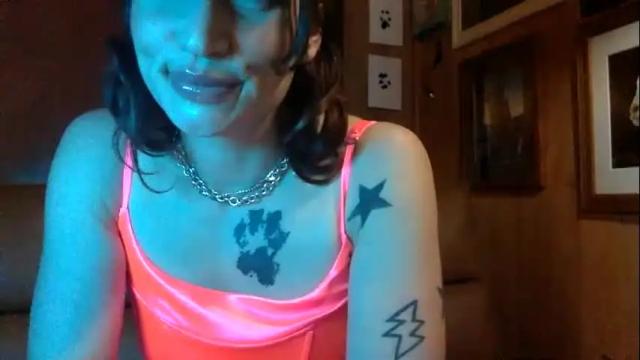 Image 8 of arielwyld Stream on Chaturbate on 1 month ago