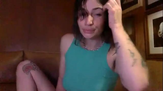 Image 10 of arielwyld Stream on Chaturbate on 1 month ago