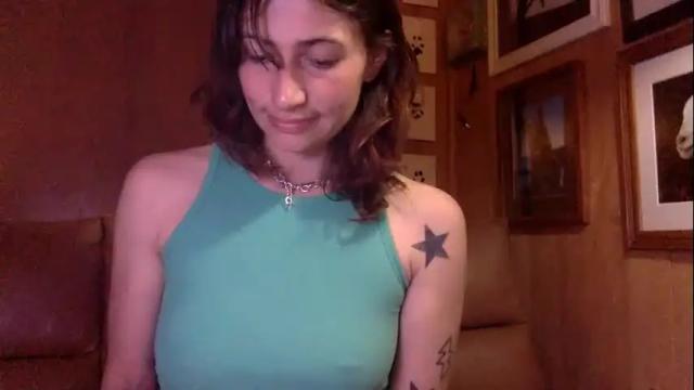 Image 12 of arielwyld Stream on Chaturbate on 1 month ago