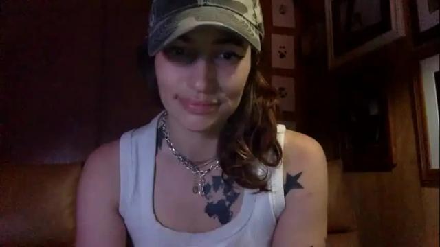 Image 6 of arielwyld Stream on Chaturbate on 29 days ago