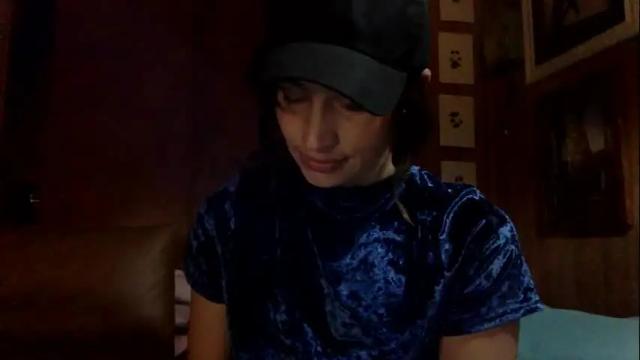 Image 2 of arielwyld Stream on Chaturbate on 26 days ago