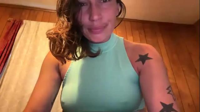 Image 7 of arielwyld Stream on Chaturbate on 3 months ago