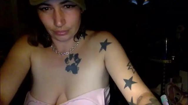 Image 7 of arielwyld Stream on Chaturbate on 2 months ago