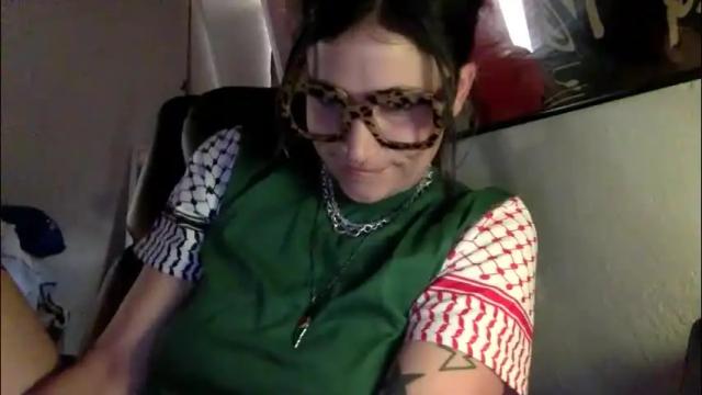 Thumbnail 1, arielwyld's Stream at Chaturbate, 1 month ago