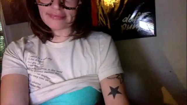 Image 3 of arielwyld Stream on Chaturbate on 28 days ago