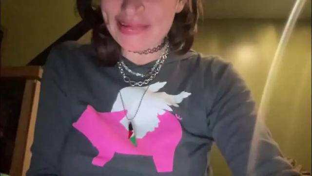 Image 2 of arielwyld Stream on Chaturbate on 14 days ago