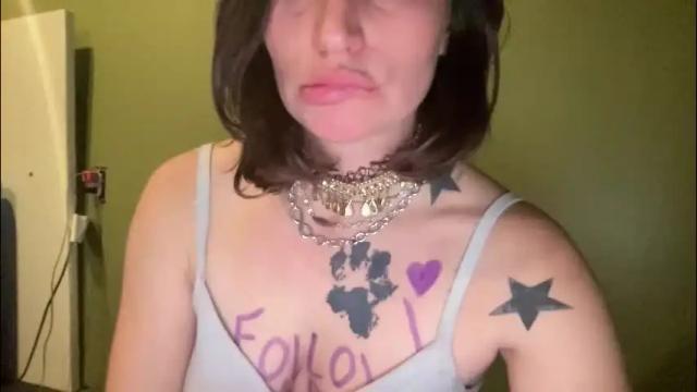 Image 7 of arielwyld Stream on Chaturbate on 11 days ago