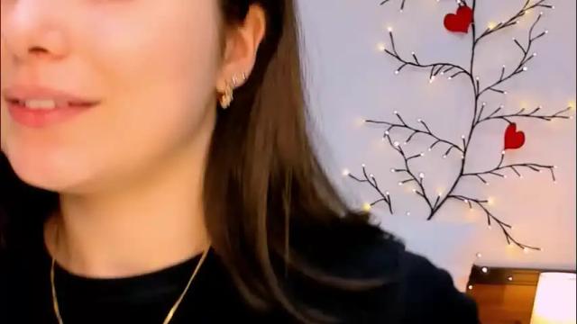 Image 2 of arigraynor Stream on Chaturbate on 3 months ago