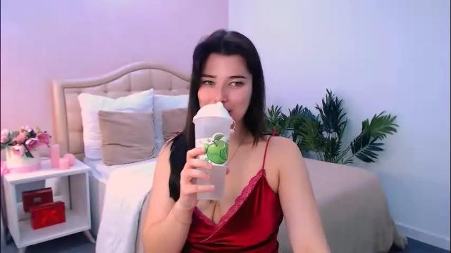 Image 6 of arigraynor Stream on Chaturbate on 1 month ago