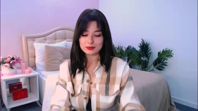 Image 4 of arigraynor Stream on Chaturbate on 1 month ago