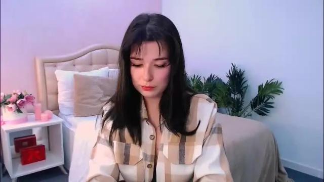 Image 8 of arigraynor Stream on Chaturbate on 1 month ago