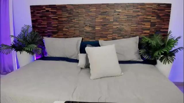 Thumbnail 1, ariiaa_1's Stream at Chaturbate, 1 month ago