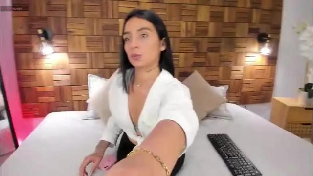 Thumbnail 2, ariiaa_1's Stream at Chaturbate, 27 days ago