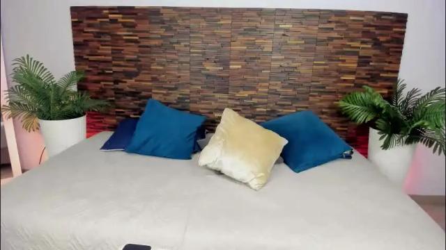 Image 11 of ariiaa_1 Stream on Chaturbate on 1 month ago