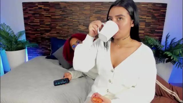 Image 6 of ariiaa_1 Stream on Chaturbate on 29 days ago