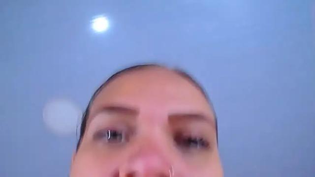 Image 6 of ariiana_gonzalez Stream on Chaturbate on 15 months ago