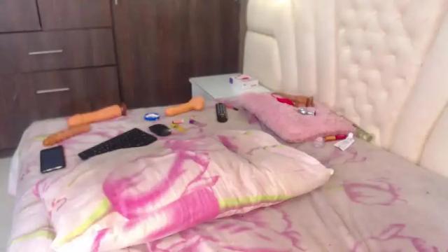 Image 11 of ariikamichaels Stream on Chaturbate on 13 months ago