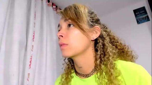 Image 6 of arisha_fox Stream on Chaturbate on 1 month ago