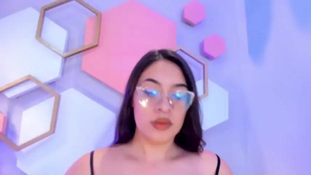 Image 11 of arishaclein Stream on Chaturbate on 20 months ago