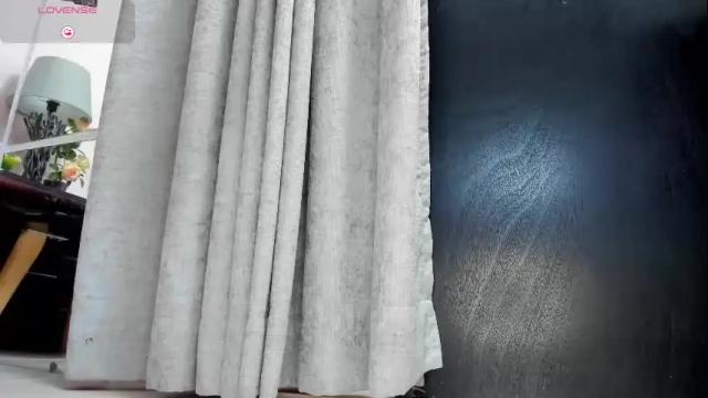 Image 10 of arisweett Stream on Chaturbate on 1 month ago