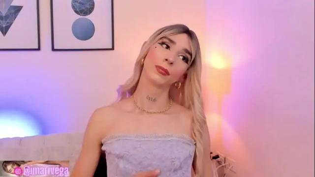 Image 2 of arivega Stream on Chaturbate on 2 months ago