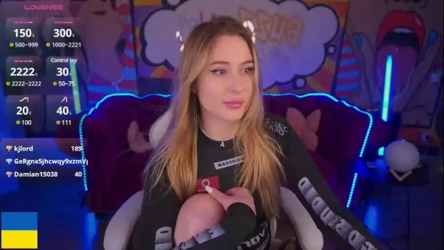 Image 12 of arolinanight Stream on Chaturbate on 6 days ago