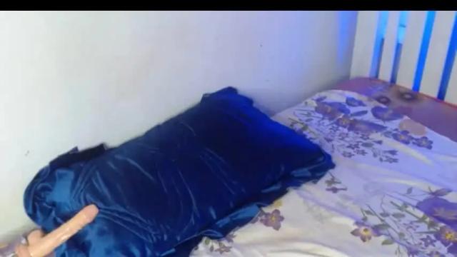 Image 11 of aromaflower Stream on Chaturbate on 16 months ago
