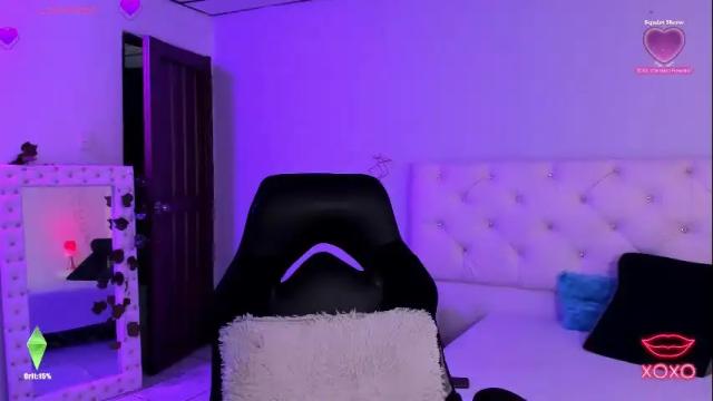 Image 10 of aron_cruz12 Stream on Chaturbate on 1 month ago