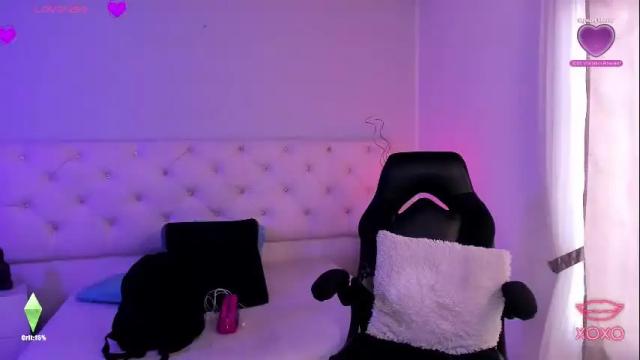 Image 4 of aron_cruz12 Stream on Chaturbate on 25 days ago